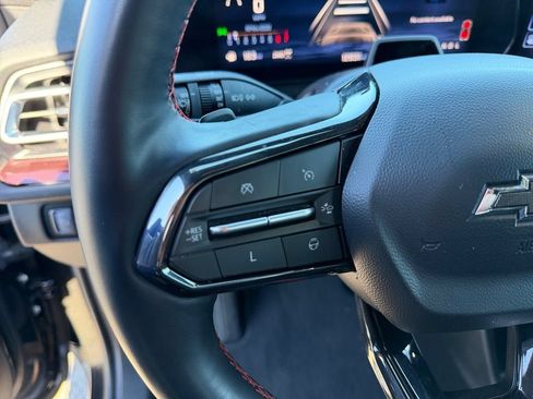 Used 2024 Chevrolet Traverse RS AWD/4WD image 15
