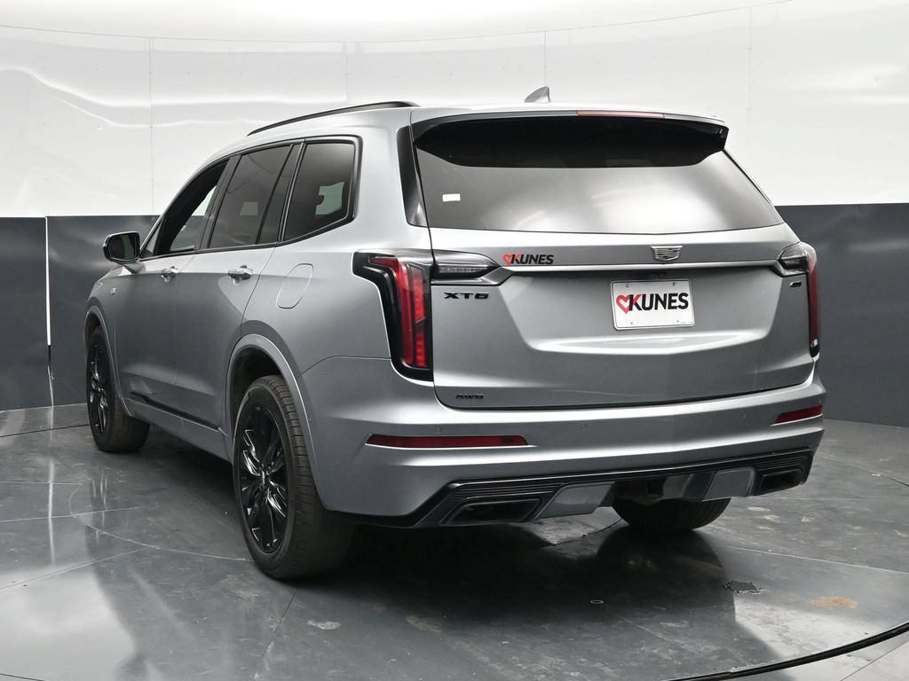 Used 2024 Cadillac XT6 Sport w/ LPO, Onyx Lite Package AWD/4WD image 11
