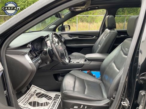 Used 2020 Cadillac XT6 Premium Luxury image 28