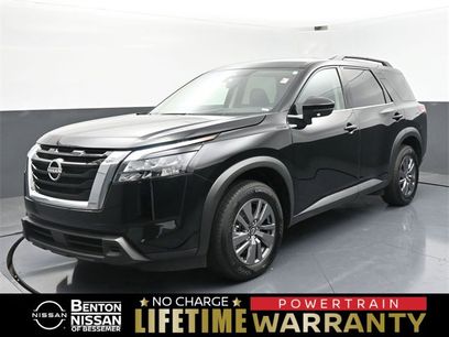 Used 2025 Nissan Pathfinder SV