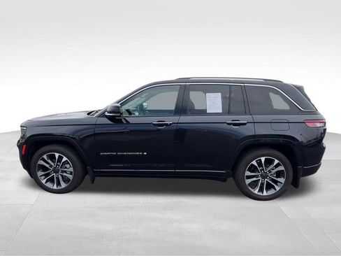 Used 2023 Jeep Grand Cherokee Overland w/ MOPAR Finishing Package AWD/4WD image 3