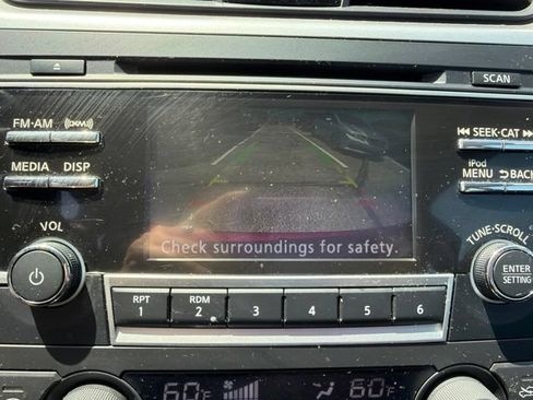 Used 2017 Nissan Altima 2.5 SV FWD image 19