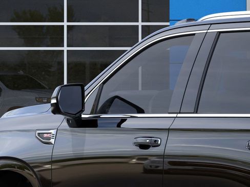 New 2026 GMC Yukon Denali w/ Sun & Power Step Package image 13