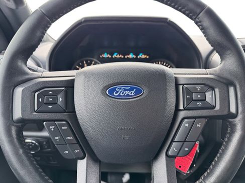 Used 2018 Ford F150 XLT w/ Equipment Group 302A Luxury image 17