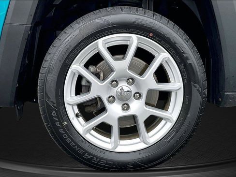 Used 2020 Jeep Renegade Sport w/ Sport Appearance Group AWD/4WD image 10