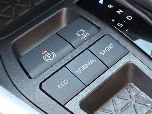 Used 2024 Toyota RAV4 XLE Premium image 25