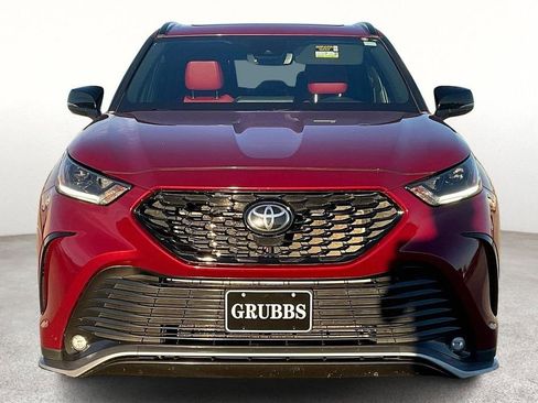 Used 2023 Toyota Highlander L image 5