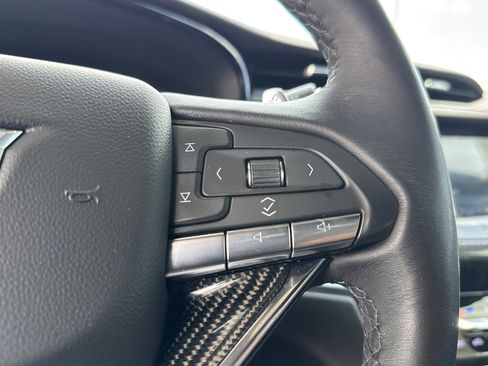 Used 2023 Cadillac XT6 Sport w/ Technology Package AWD/4WD image 19