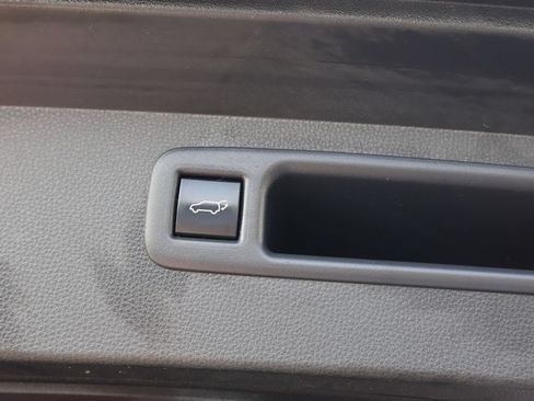 Certified 2021 Toyota Highlander XSE AWD/4WD image 18