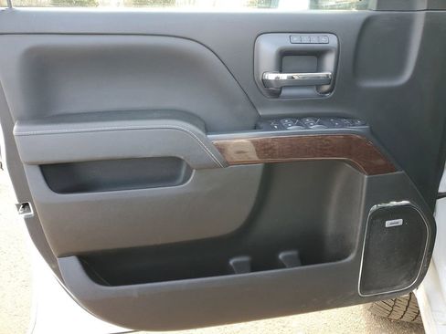 Certified 2018 GMC Sierra 2500 SLT w/ Duramax Plus Package image 23