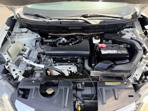 Used 2020 Nissan Rogue S w/ Special Edition Package FWD image 13