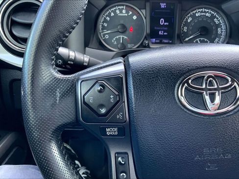 Used 2019 Toyota Tacoma TRD Off-Road w/ TRD Premium Off Road Package image 20