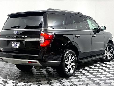 Used 2024 Ford Expedition Limited RWD image 12
