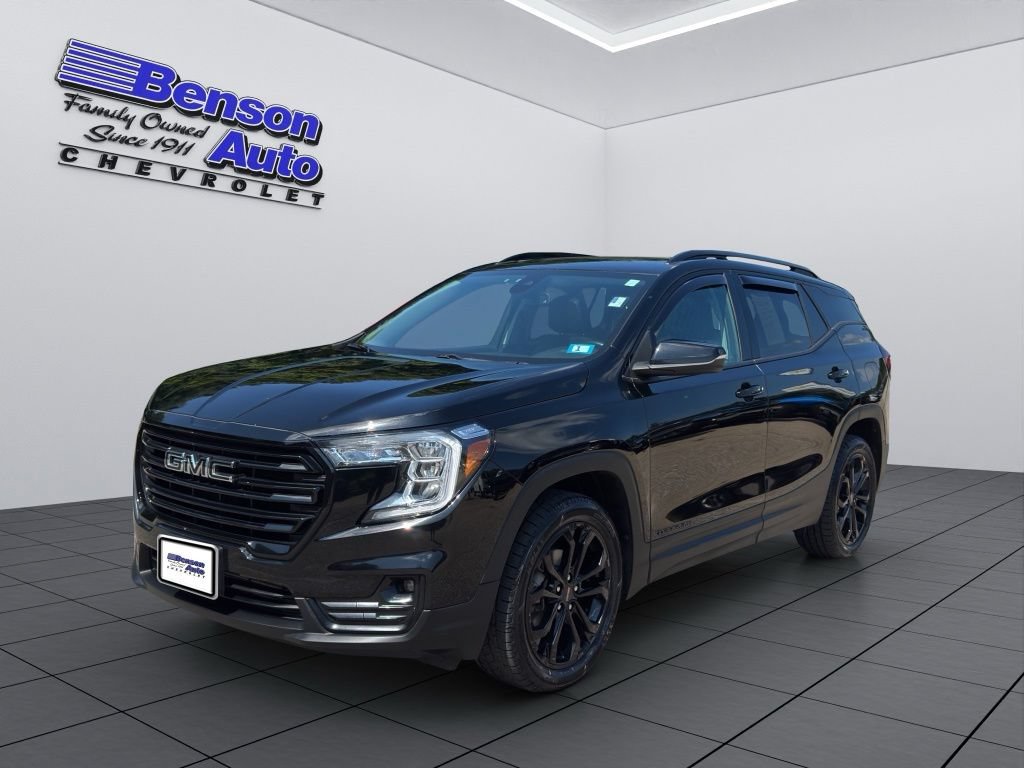 Certified 2022 GMC Terrain SLT w/ Elevation Edition AWD/4WD image 1