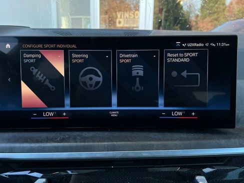 Used 2023 BMW X7 xDrive40i w/ M Sport Package image 27