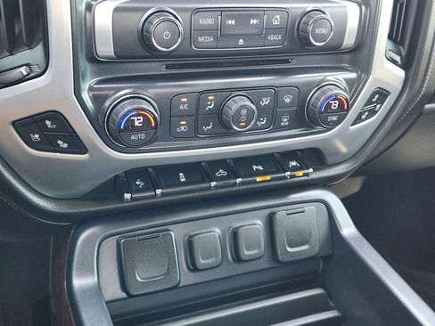 Used 2018 GMC Sierra 1500 SLT w/ Enhanced Driver Alert Package RWD image 19