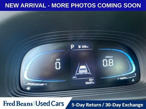 Certified 2023 Hyundai Venue SEL FWD image 5