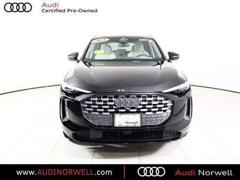 Certified 2025 Audi Q5 Premium AWD/4WD image 11
