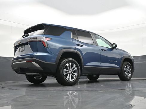Used 2026 Chevrolet Equinox LT w/ Safety and Technology Package FWD image 31