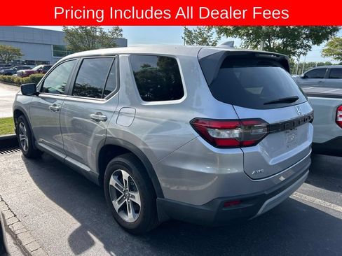Used 2025 Honda Pilot EX-L image 8
