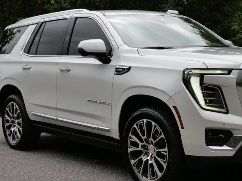 Used 2025 GMC Yukon Denali w/ Denali Reserve Package RWD image 63