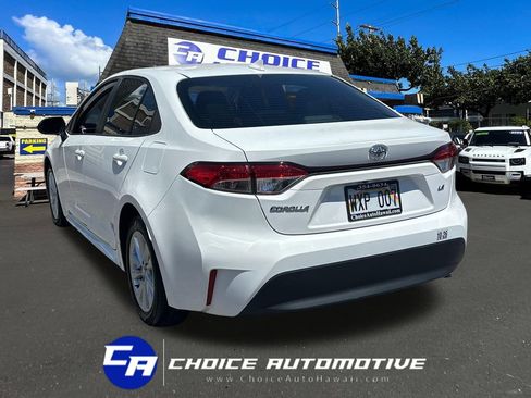 Used 2024 Toyota Corolla LE FWD image 5