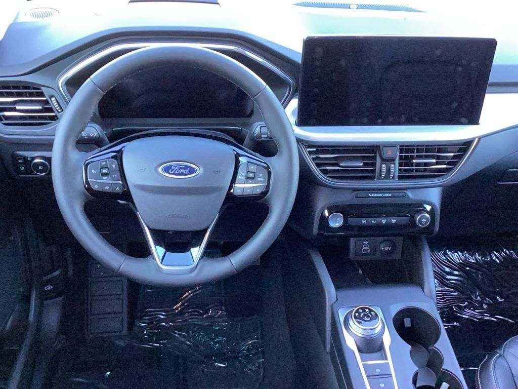 Used 2024 Ford Escape SE w/ PHEV Premium Package FWD image 10