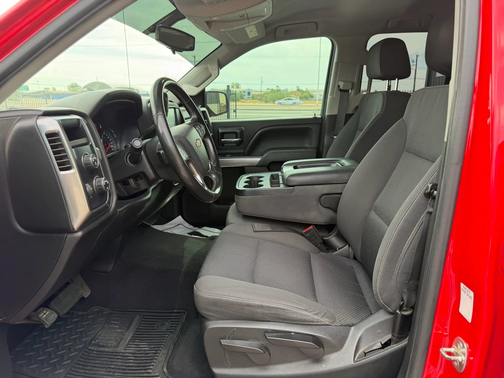 Used 2019 Chevrolet Silverado 1500 LT AWD/4WD image 15