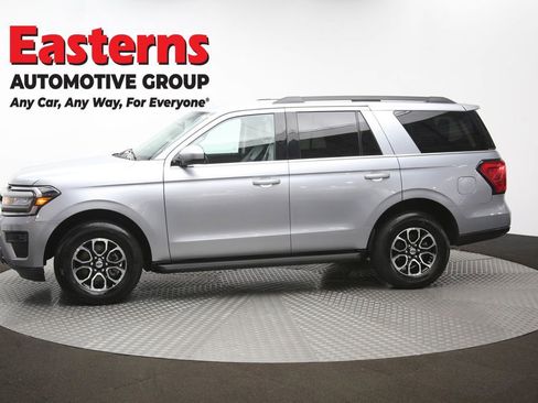 Used 2024 Ford Expedition XLT image 59