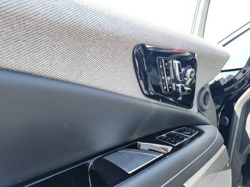 New 2025 Cadillac Optiq Luxury 2 image 15