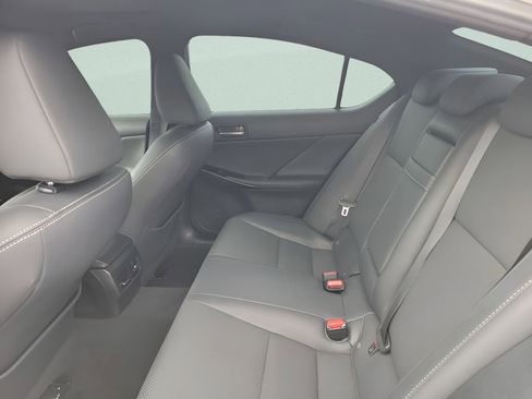 Used 2021 Lexus IS 300 w/ Comfort Package image 8