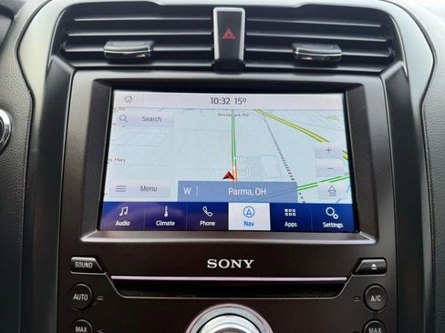 Used 2020 Ford Fusion Energi Titanium image 35