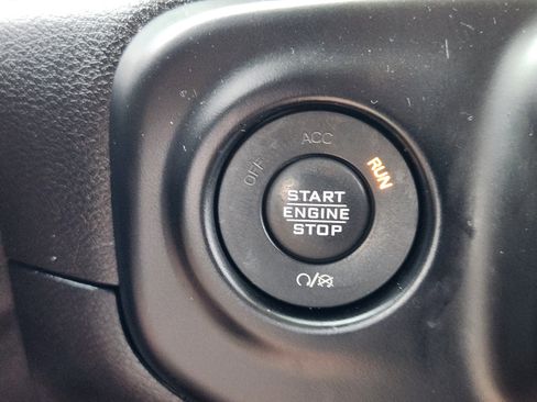 Used 2021 Jeep Wrangler Unlimited Sport S image 20