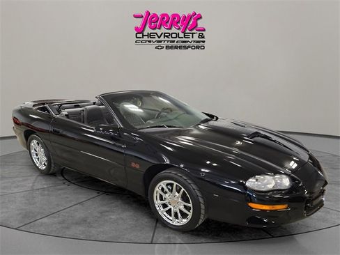 Used 2002 Chevrolet Camaro Z28 w/ SS Performance/Appearance Pkg image 13