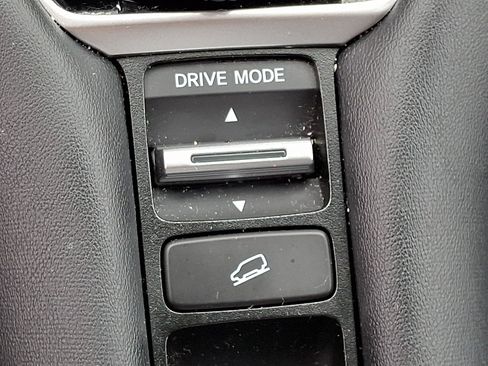 Certified 2024 Honda HR-V EX-L image 26