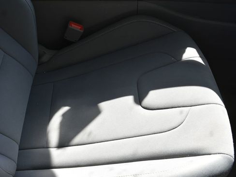 Used 2024 Hyundai Elantra SEL FWD image 22