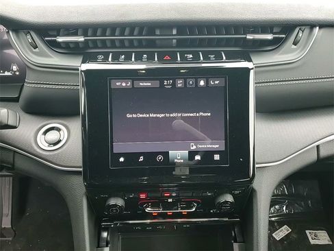 New 2025 Jeep Grand Cherokee L Laredo image 32