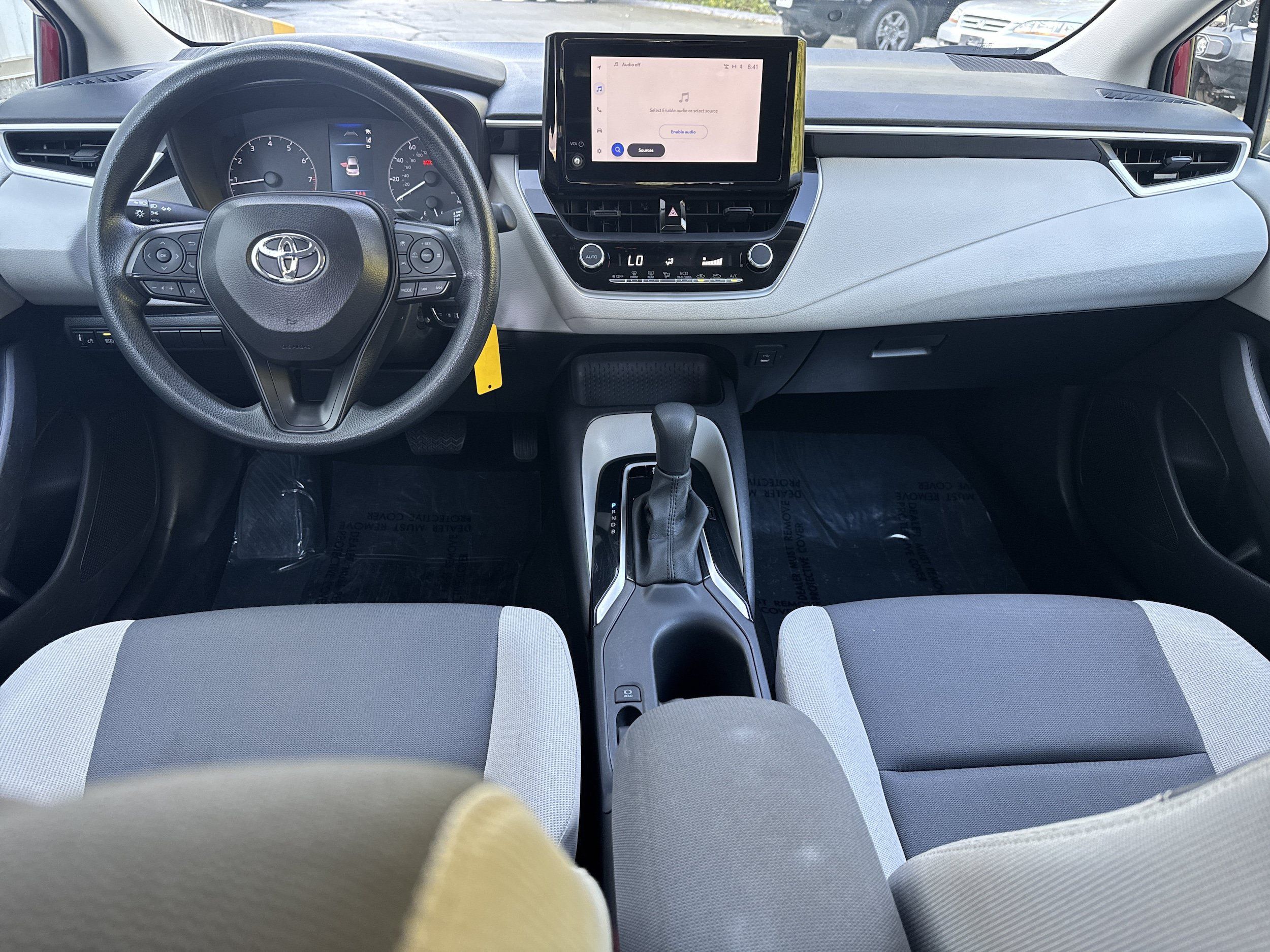 Used 2025 Toyota Corolla LE FWD image 12