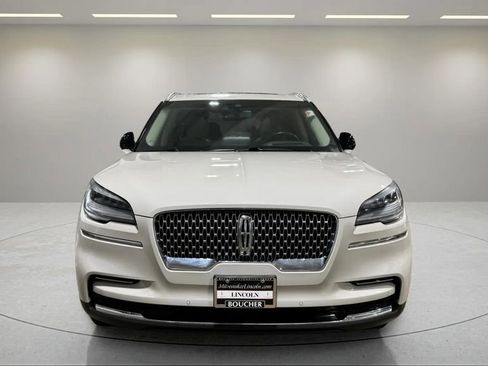 Used 2023 Lincoln Aviator Reserve w/ Equipment Group 201A AWD/4WD image 18