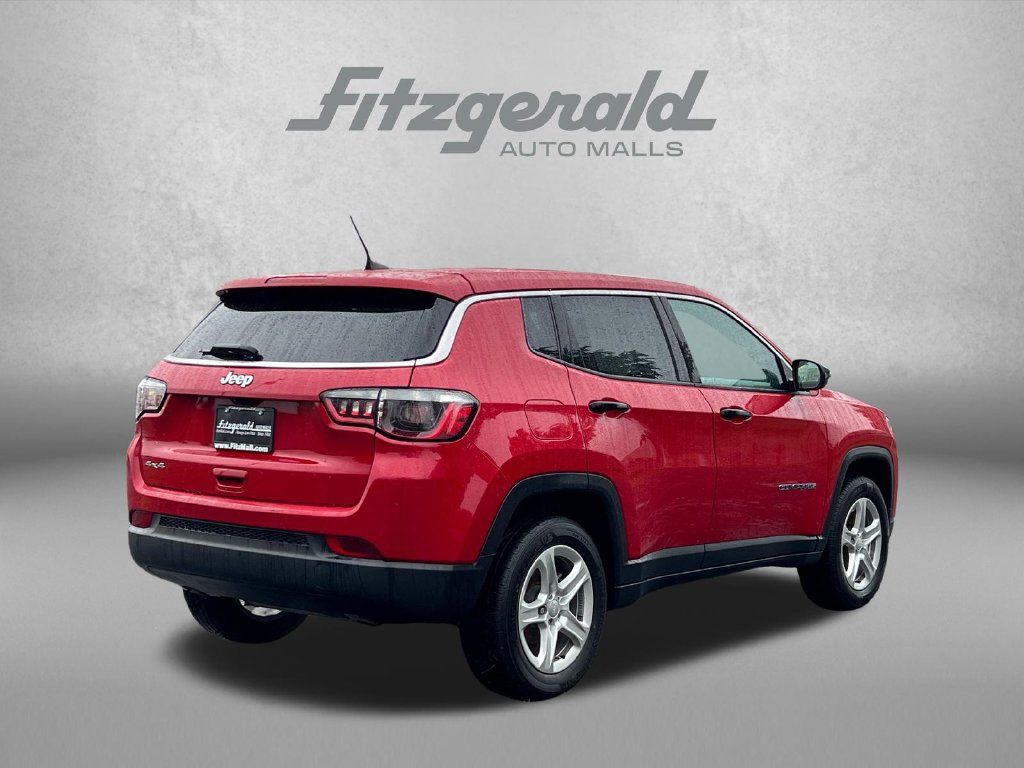 Used 2023 Jeep Compass Sport AWD/4WD image 8