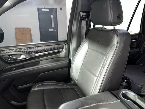 Used 2024 GMC Yukon Denali image 28