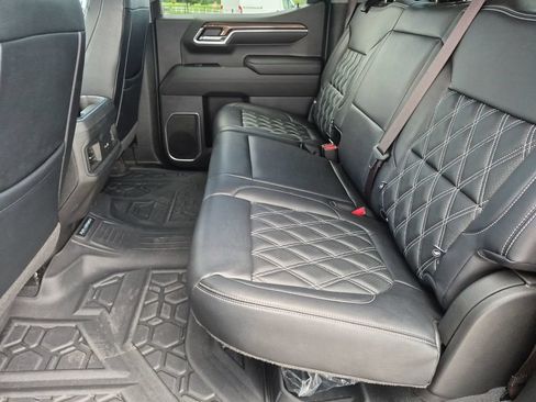 Used 2022 Chevrolet Silverado 1500 RST w/ All Star Edition Plus AWD/4WD image 26