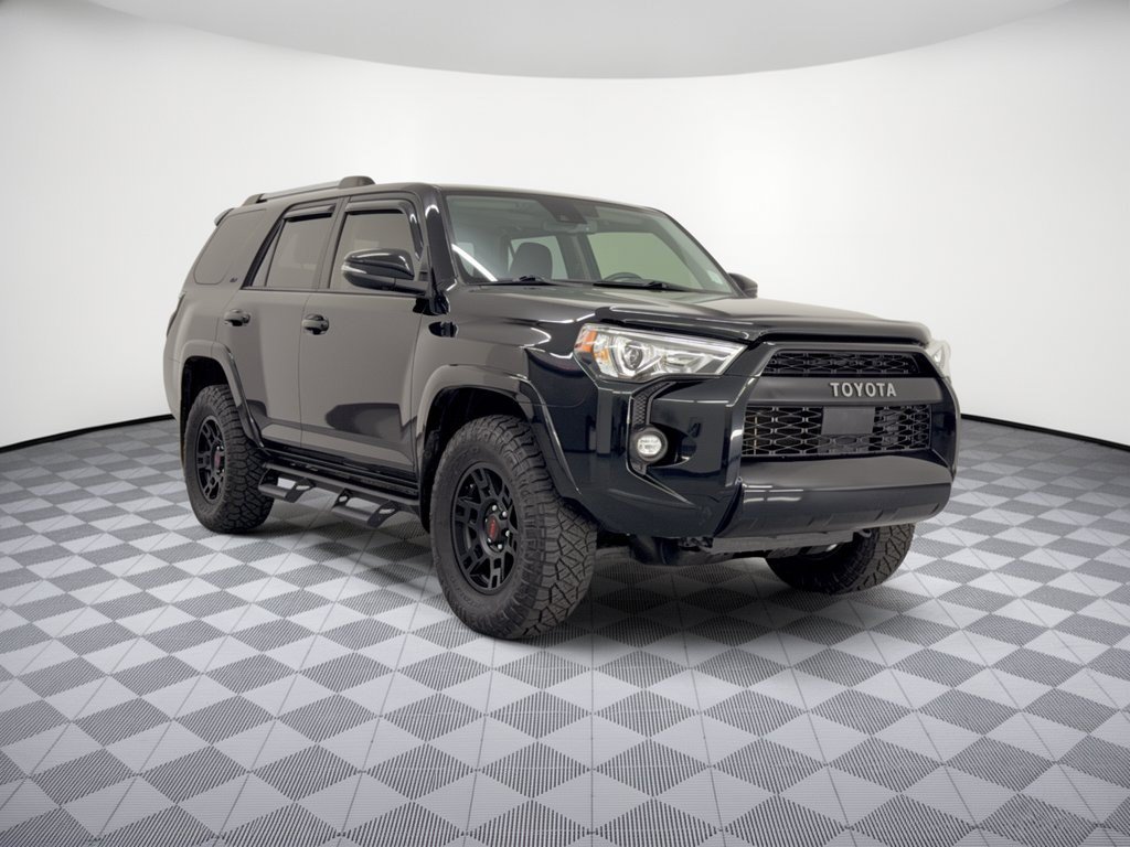 Used 2024 Toyota 4Runner SR5 Premium w/ Moonroof Package AWD/4WD image 7