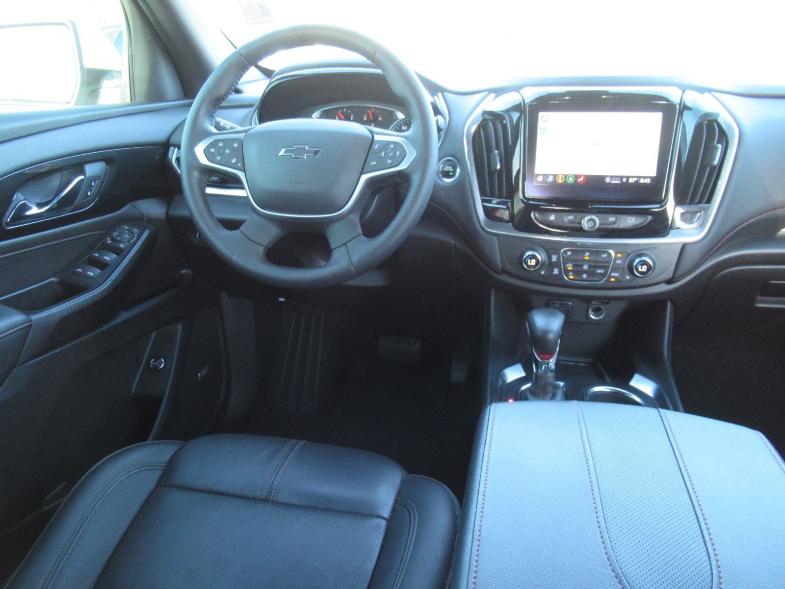 Certified 2022 Chevrolet Traverse RS w/ LPO, 'HIT The Road' Package AWD/4WD image 13