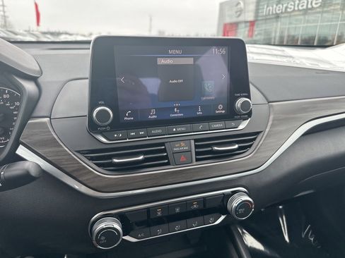 Certified 2025 Nissan Altima 2.5 SV image 14