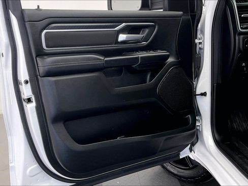 Used 2025 RAM 1500 Big Horn AWD/4WD image 25