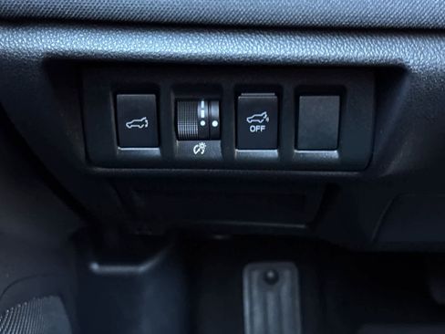 Used 2022 Subaru Outback Premium image 30