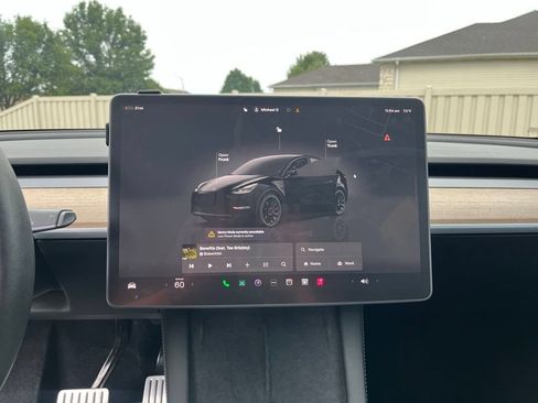 Used 2022 Tesla Model Y Performance AWD/4WD image 35