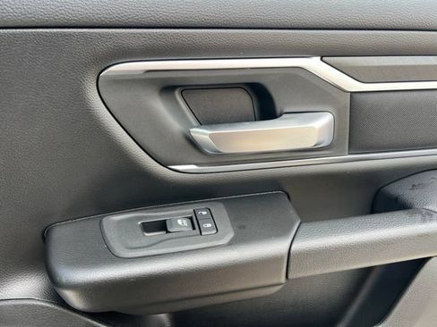 Used 2025 RAM 1500 Big Horn AWD/4WD image 34