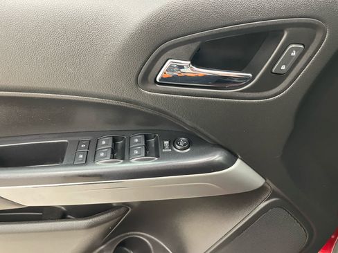 Used 2022 Chevrolet Colorado ZR2 AWD/4WD image 11